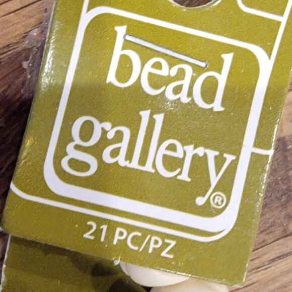 Mix Bone 12x35MM Carved Bead 21PC Strand Halcraft Bead Gallery - Picture 7 of 8